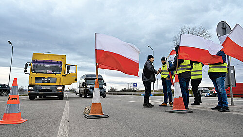 W Polsce prowadzenie pojazdów ciężarowych traktowane jest jako usługa