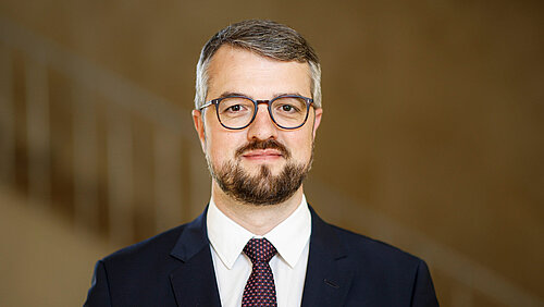 Wolf Reuter wird neuer Finanzstaatssekretär DVZ