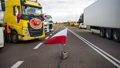 Przejścia graniczne między Polską a Ukrainą zablokowane