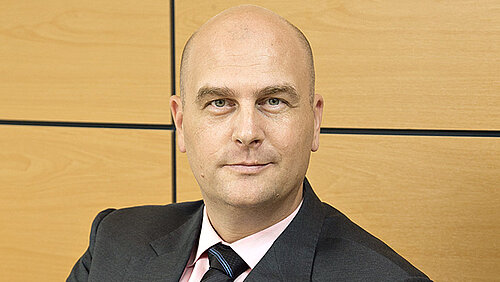 Edwin Lammers Hafen Rotterdam rüstet personell auf - DVZ