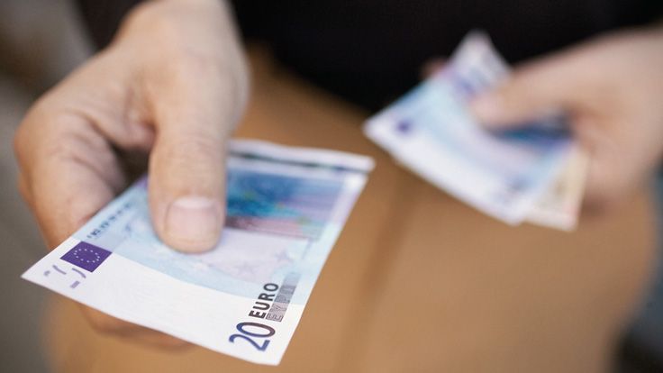 Vor allem kleine und mittelgroße Unternehmen leiden unter überlangen Forderungslaufzeiten.