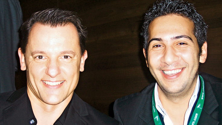 Adnan Duran (rechts) arbeitet seit 2005 bei Chapman Freeborn. Links neben ihm Chapman-Freeborn-Manager Stefan