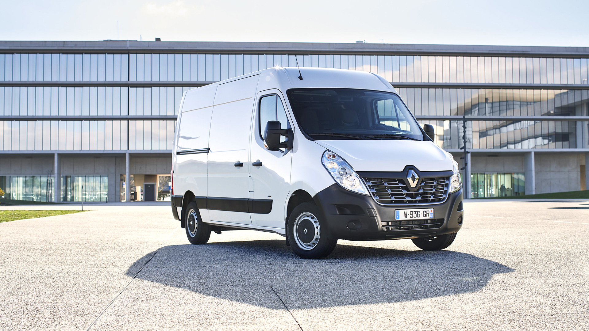 Den Renault Master gibt es jetzt auch als Elektro-Transporter. (Foto: Renault)