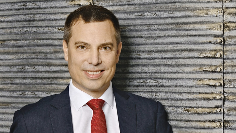 Vorstandswechsel rhenus holt amazon manager dvz