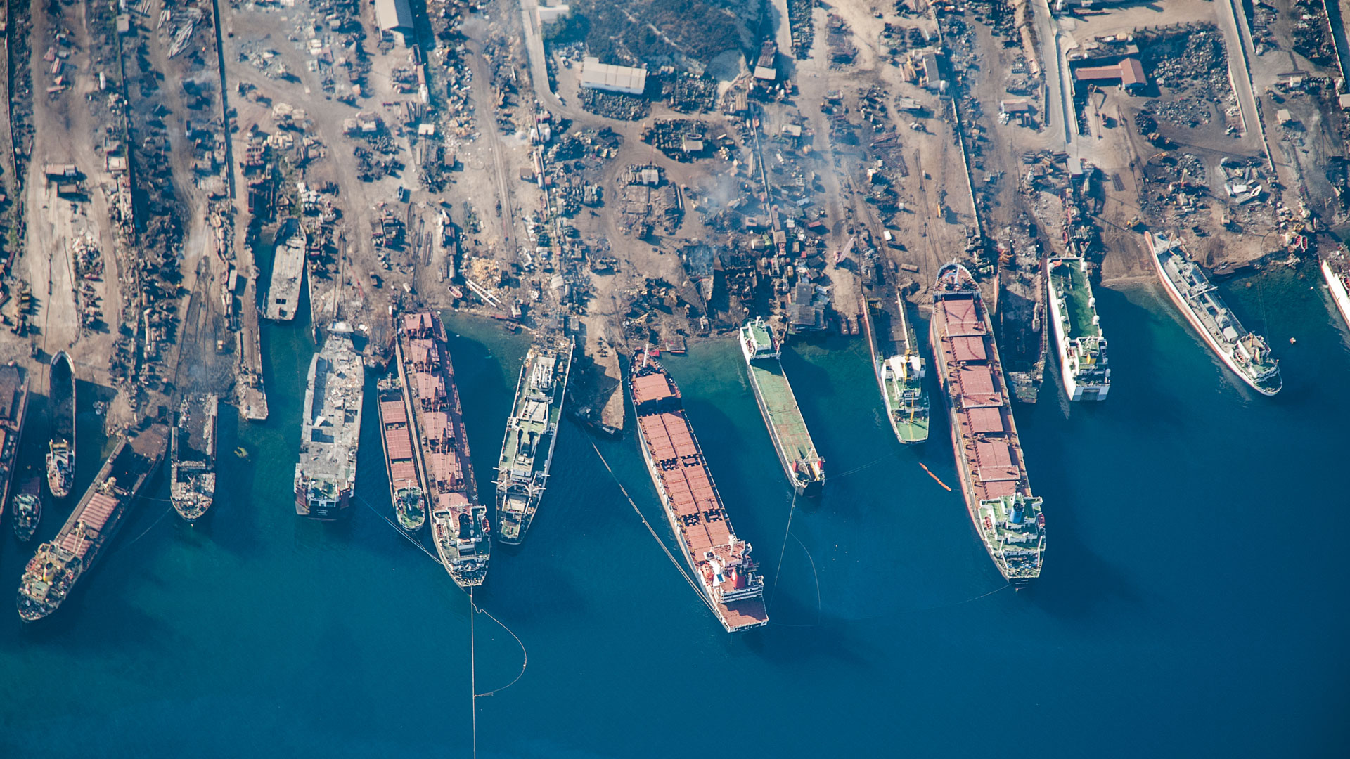 Bei grüner Verschrottung von Schiffen hakt es noch - DVZ