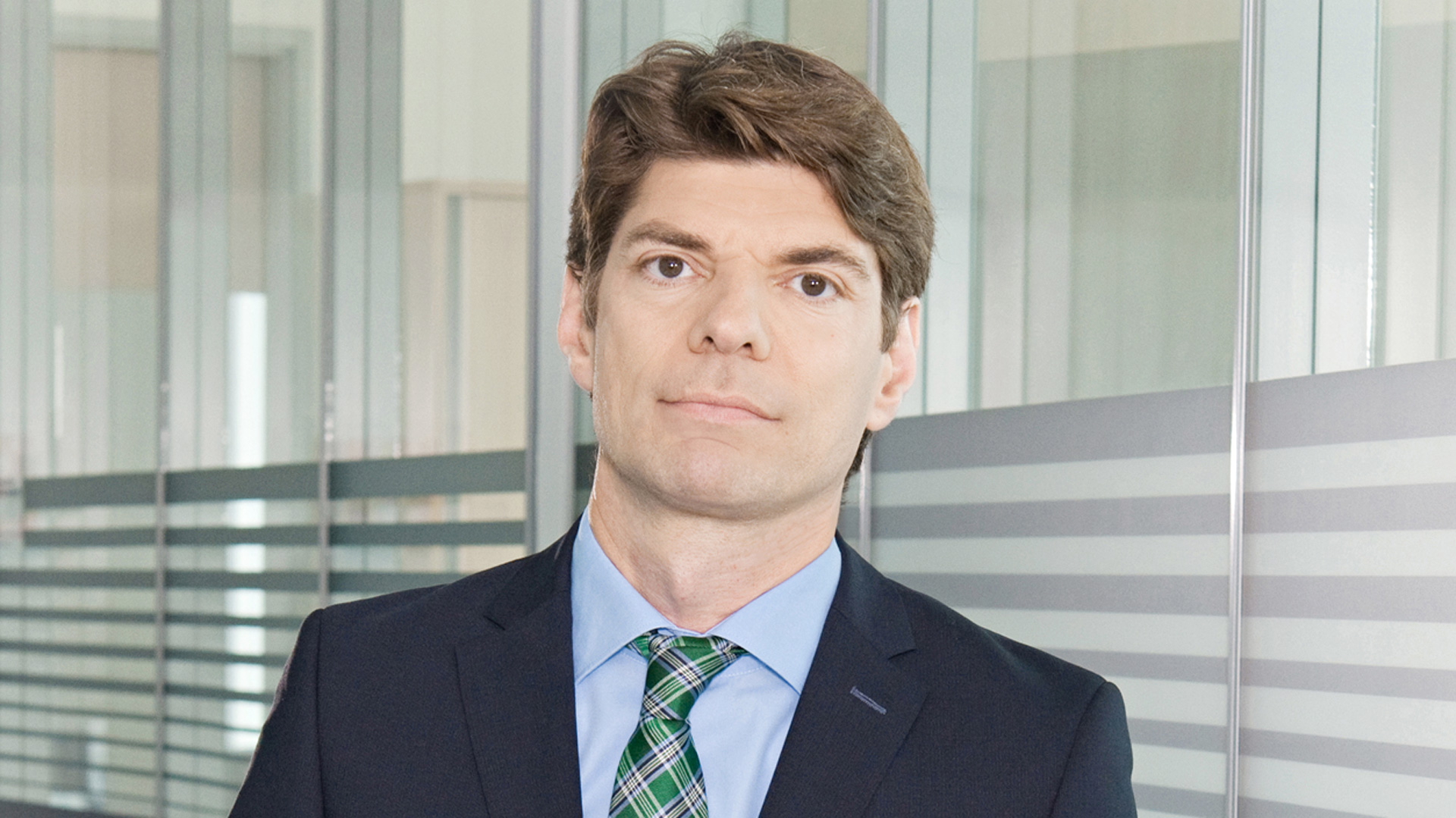 Alexander Winter führt Schenker Österreich DVZ